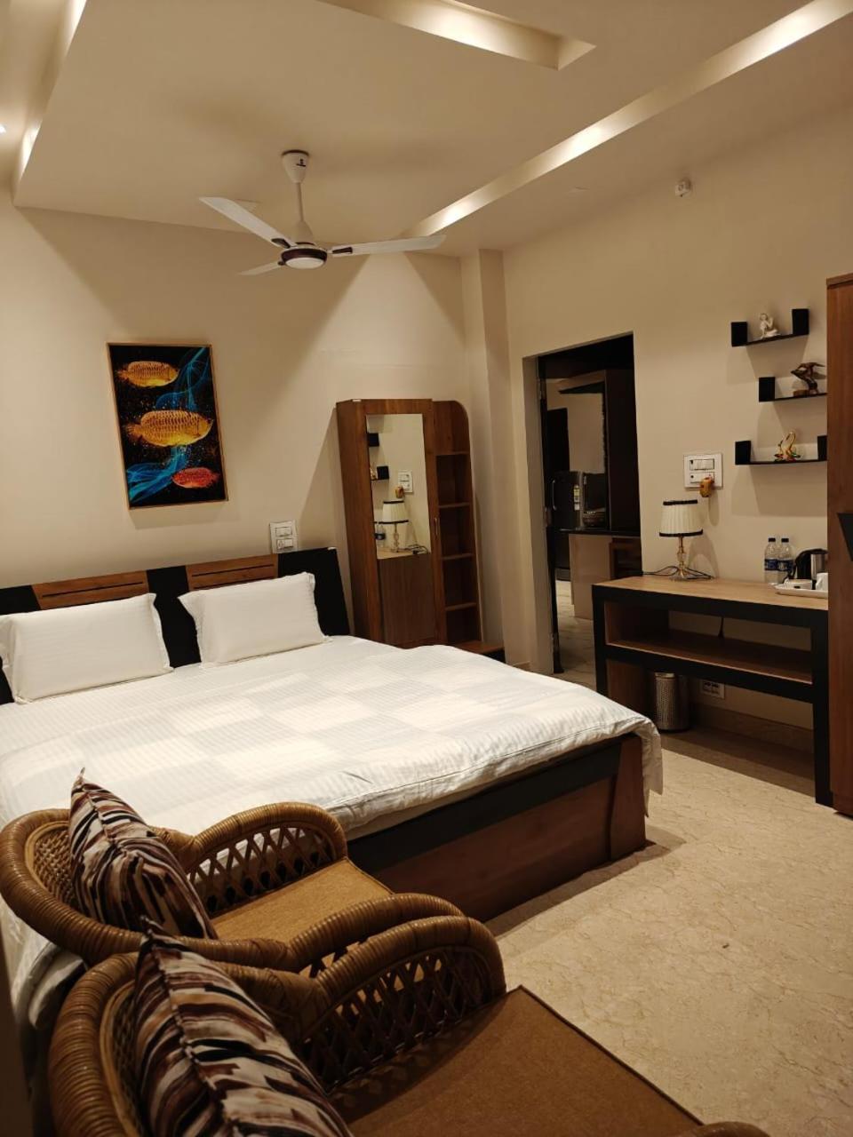 Shangrila Homestay Jorhāt Esterno foto