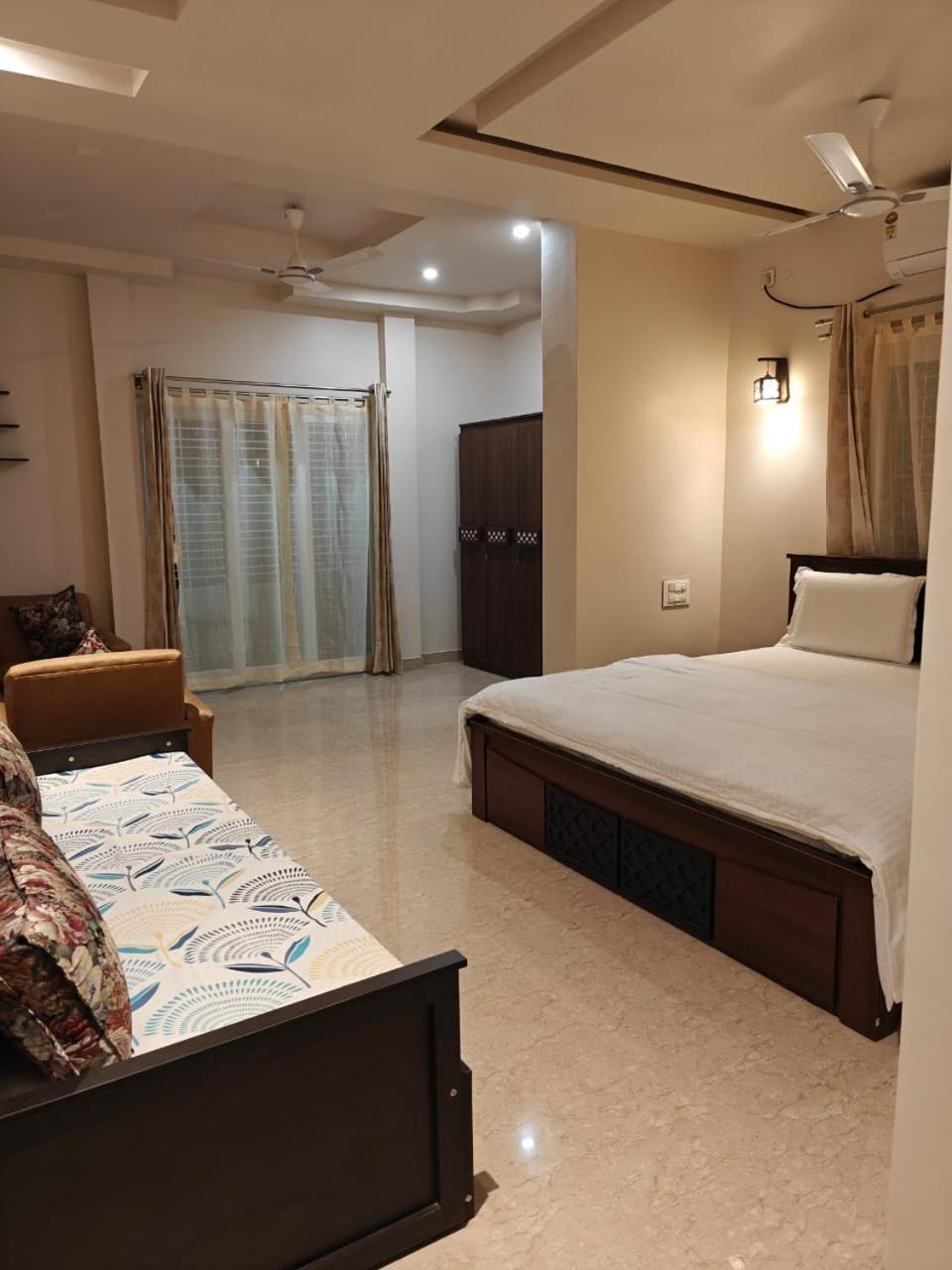 Shangrila Homestay Jorhāt Esterno foto